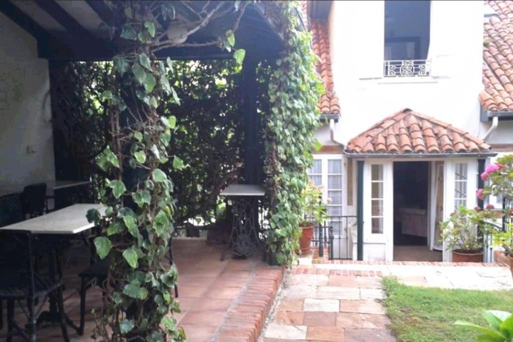 Mima'S House - La Casa De Mima Villa โกมิญาส ภายนอก รูปภาพ